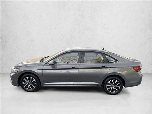 Used 2024 Volkswagen Jetta S image 4