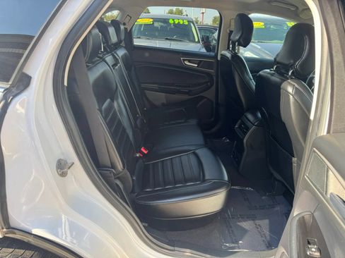 Used 2019 Ford Edge SEL w/ Equipment Group 201A FWD image 14