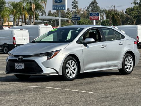 Used 2023 Toyota Corolla LE w/ Carpet Mat Package (TMS) image 8