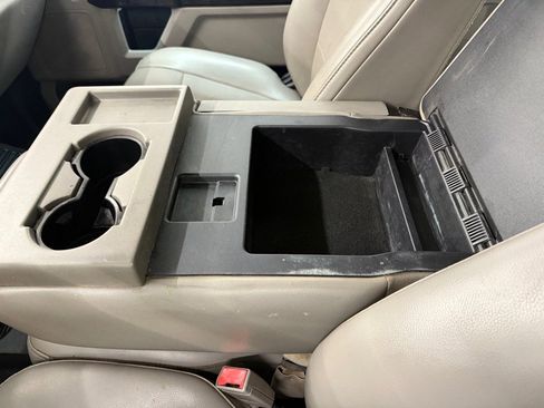 Used 2019 Ford F250 XL w/ Power Equipment Group image 32