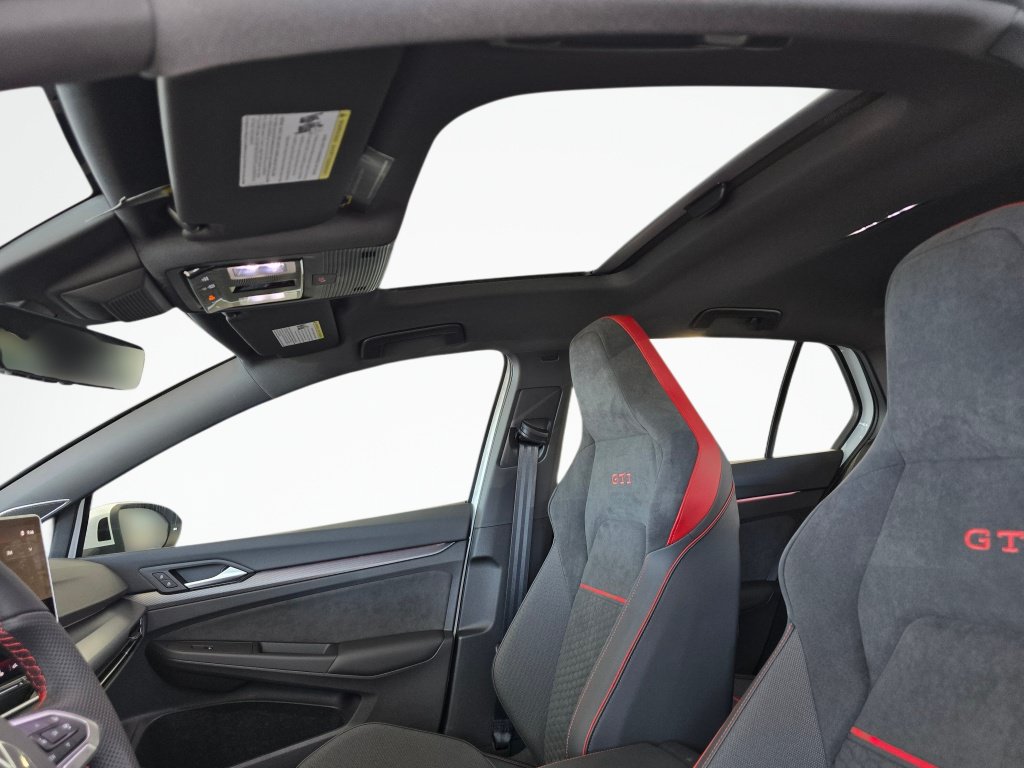 New 2026 Volkswagen GTI SE FWD image 19