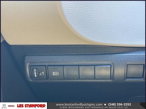 Used 2022 Toyota Corolla LE FWD image 26