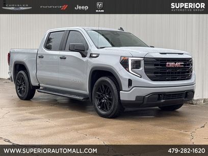 Used 2025 GMC Sierra 1500 Pro w/ Graphite Edition