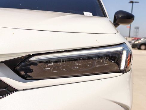 Used 2025 Honda Civic Sport image 7