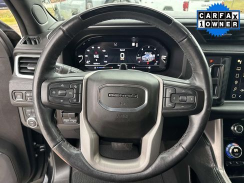 Used 2023 GMC Yukon XL Denali w/ Advanced Technology Package image 35