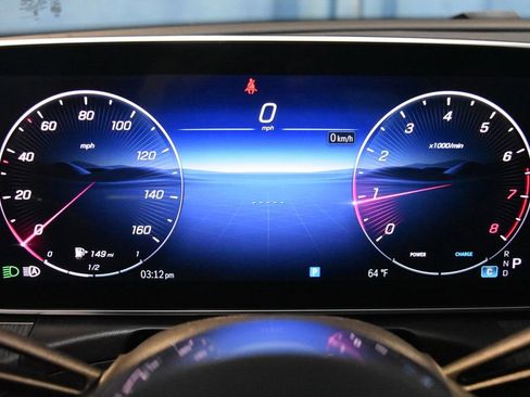 Used 2025 Mercedes-Benz C 300 4MATIC Sedan image 16