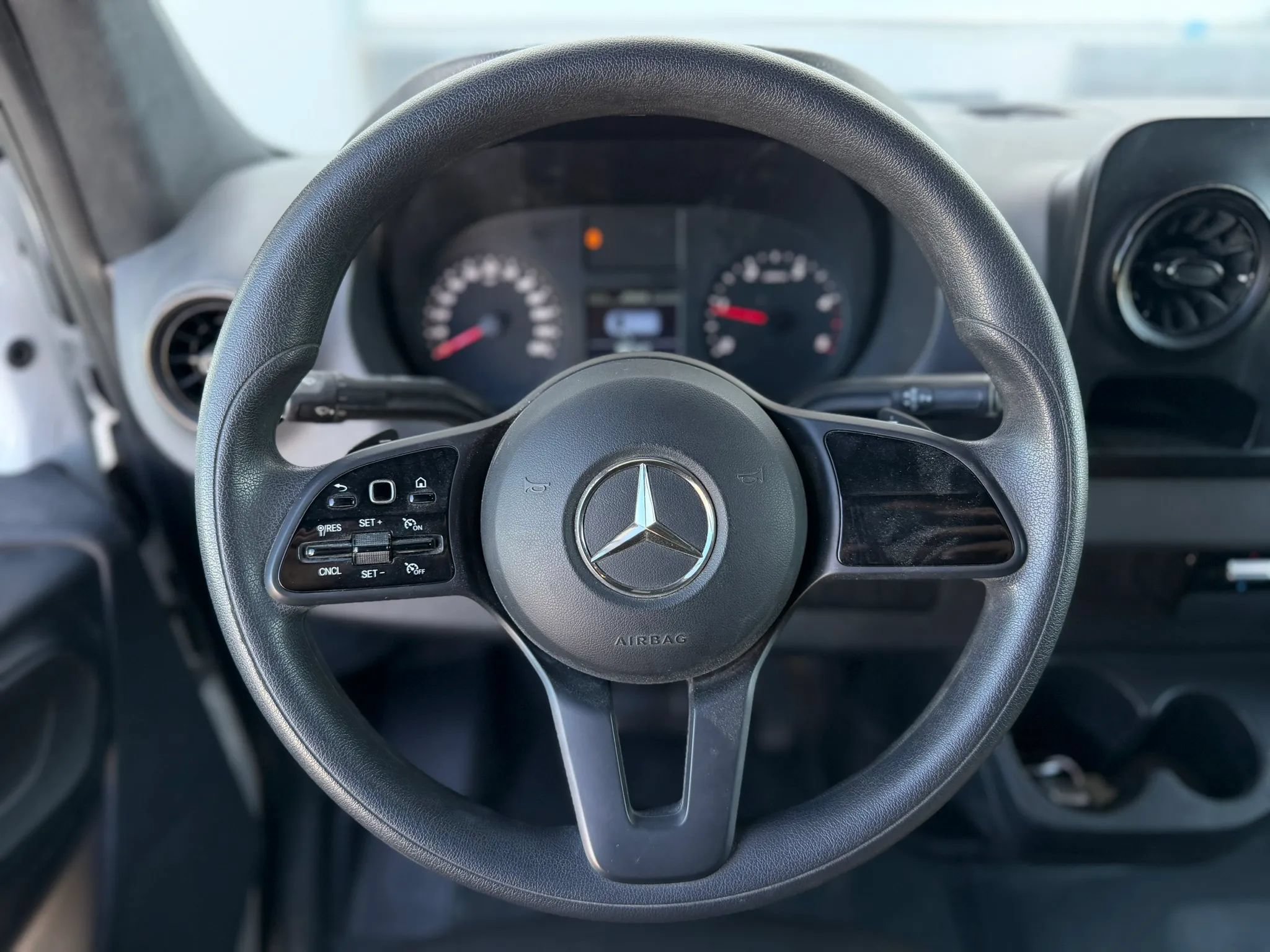 Used 2021 Mercedes-Benz Sprinter 2500 image 15
