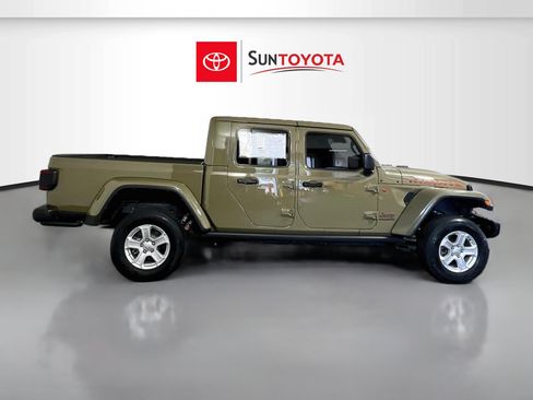 Used 2025 Jeep Gladiator Mojave AWD/4WD image 2
