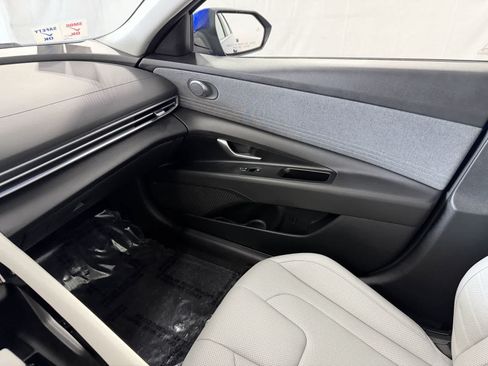 Used 2024 Hyundai Elantra Limited FWD image 24