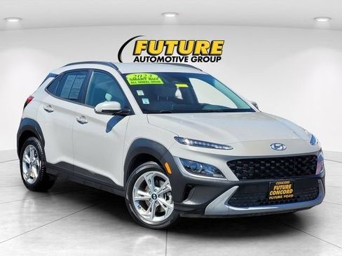 Used 2023 Hyundai Kona SEL AWD/4WD image 1
