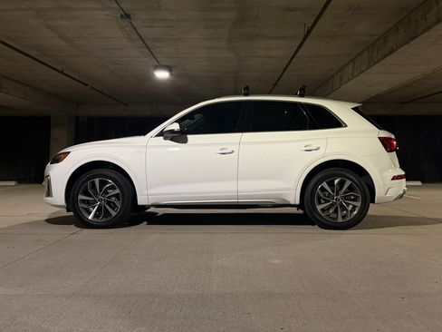 Used 2022 Audi Q5 2.0T Premium AWD/4WD image 2