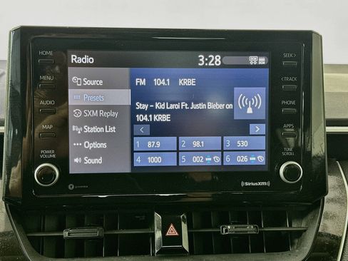 Used 2022 Toyota Corolla LE FWD image 19