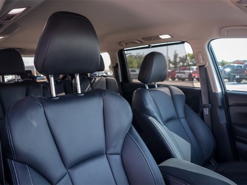 Used 2022 Subaru Ascent Limited w/ Popular Package #2A image 21