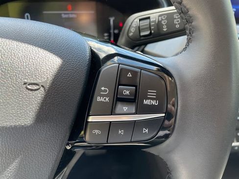 Used 2024 Ford Escape Active AWD/4WD image 30