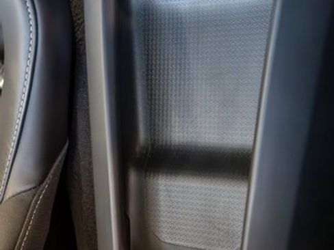 Used 2024 Chevrolet Corvette Stingray Preferred Conv w/ 2LT image 46