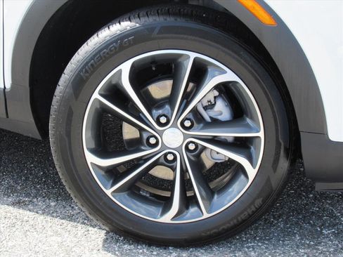 Used 2022 Buick Encore GX Select w/ Safety Package II image 7