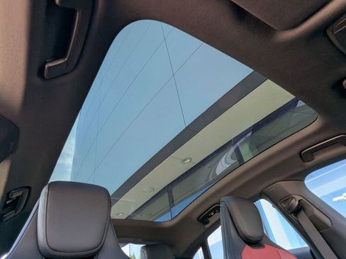 New 2025 Porsche Taycan image 27