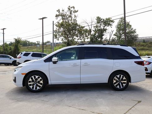 New 2026 Honda Odyssey EX-L image 3