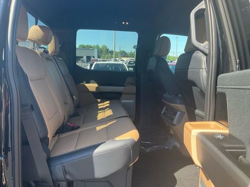New 2026 Ford F250 Lariat w/ Chrome Package AWD/4WD image 13