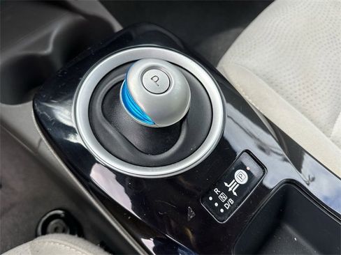 Used 2013 Nissan Leaf SV w/ LED & Quick Charge Pkg image 16