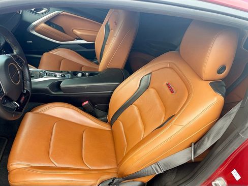 Used 2018 Chevrolet Camaro SS RWD image 20