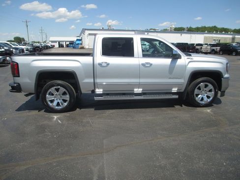 Used 2018 GMC Sierra 1500 SLT AWD/4WD image 6