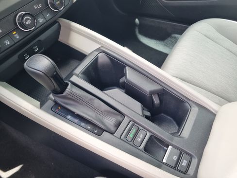 Used 2023 Honda Accord EX image 31