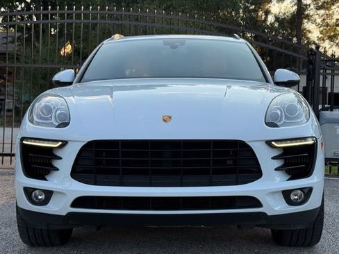 Used 2017 Porsche Macan S image 2