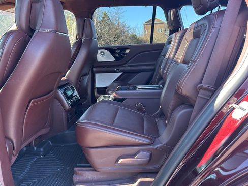 Used 2020 Lincoln Aviator Black Label w/ Dynamic Handling Package image 6