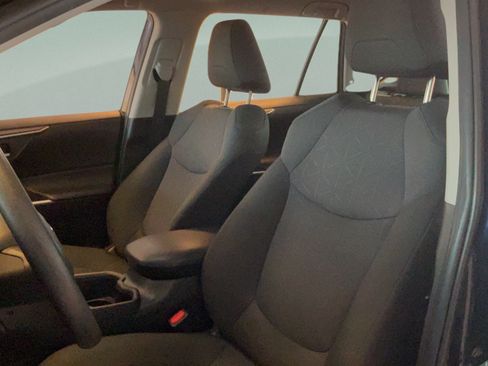 Certified 2025 Toyota RAV4 XLE AWD/4WD image 27