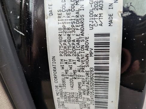 Used 2005 Toyota Land Cruiser image 29