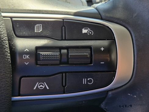 Certified 2024 Kia Sportage EX image 28