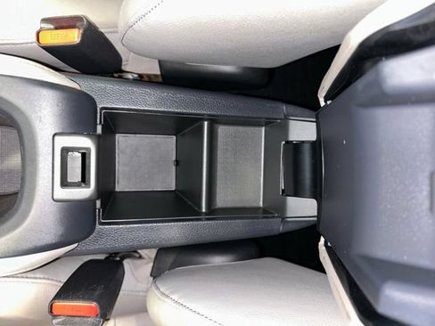 Used 2018 Honda HR-V EX-L image 19
