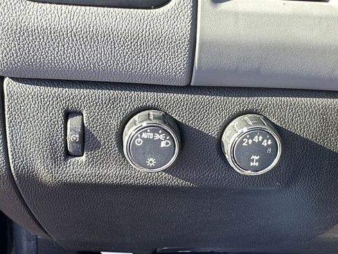 Used 2021 Chevrolet Colorado W/T w/ Custom Special Edition image 19