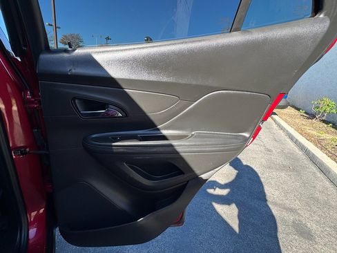 Used 2018 Buick Encore Preferred image 24