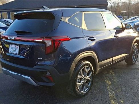 Used 2026 Kia Seltos LX image 8