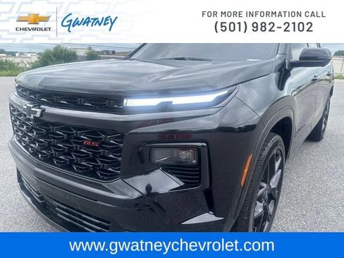 Used 2024 Chevrolet Traverse RS w/ LPO, Floor Liner Package AWD/4WD image 14