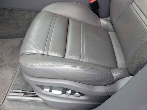Certified 2021 Porsche Cayenne Coupe AWD/4WD image 20