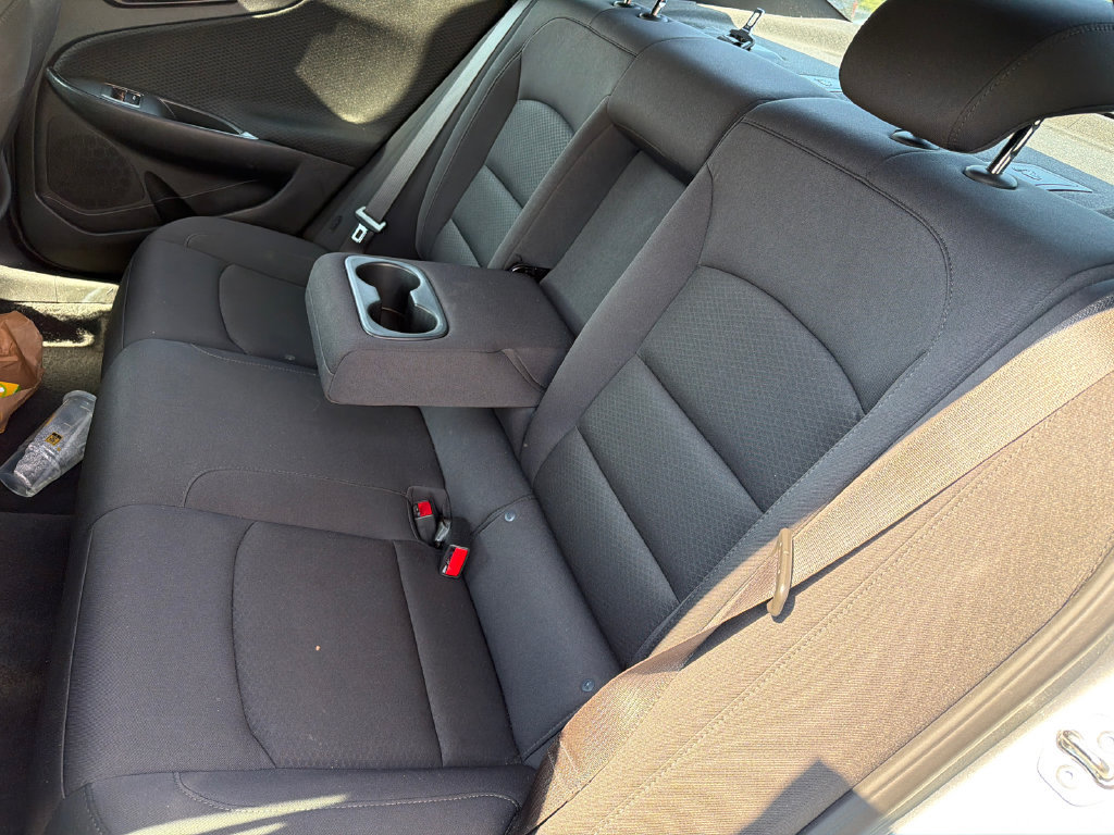 Used 2025 Chevrolet Malibu LT FWD image 16