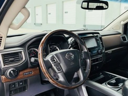 Used 2017 Nissan Titan Platinum Reserve image 13