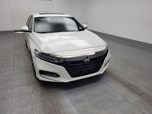 Used 2019 Honda Accord Sport image 14
