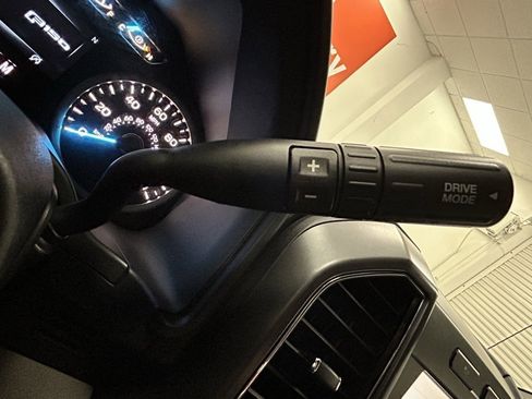 Used 2019 Ford F150 XLT w/ Equipment Group 302A Luxury image 20