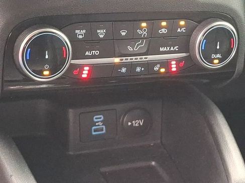 Used 2022 Ford Escape SEL FWD image 15