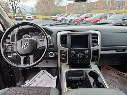Used 2020 RAM 1500 Classic SLT w/ Luxury Group image 13