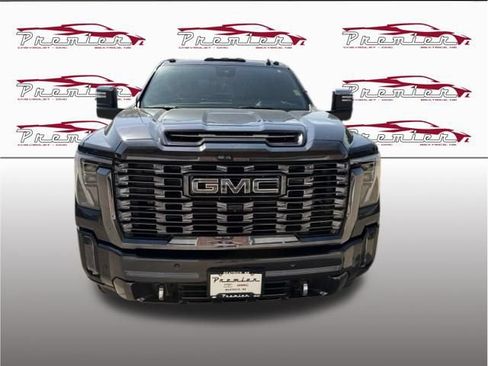 Used 2024 GMC Sierra 2500 Denali Ultimate w/ Max Trailering Package AWD/4WD image 9