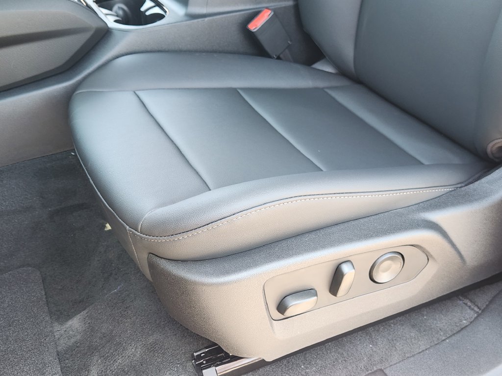 New 2026 Chevrolet Colorado LT w/ LT Convenience Package AWD/4WD image 18