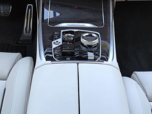New 2027 BMW X7 M60i AWD/4WD image 19
