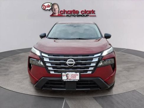 Certified 2025 Nissan Rogue S image 8