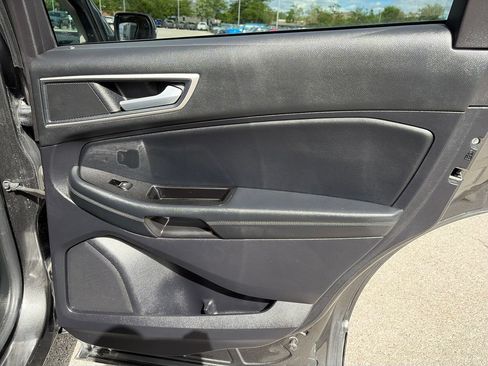 Used 2019 Ford Edge SEL w/ Equipment Group 201A AWD/4WD image 30