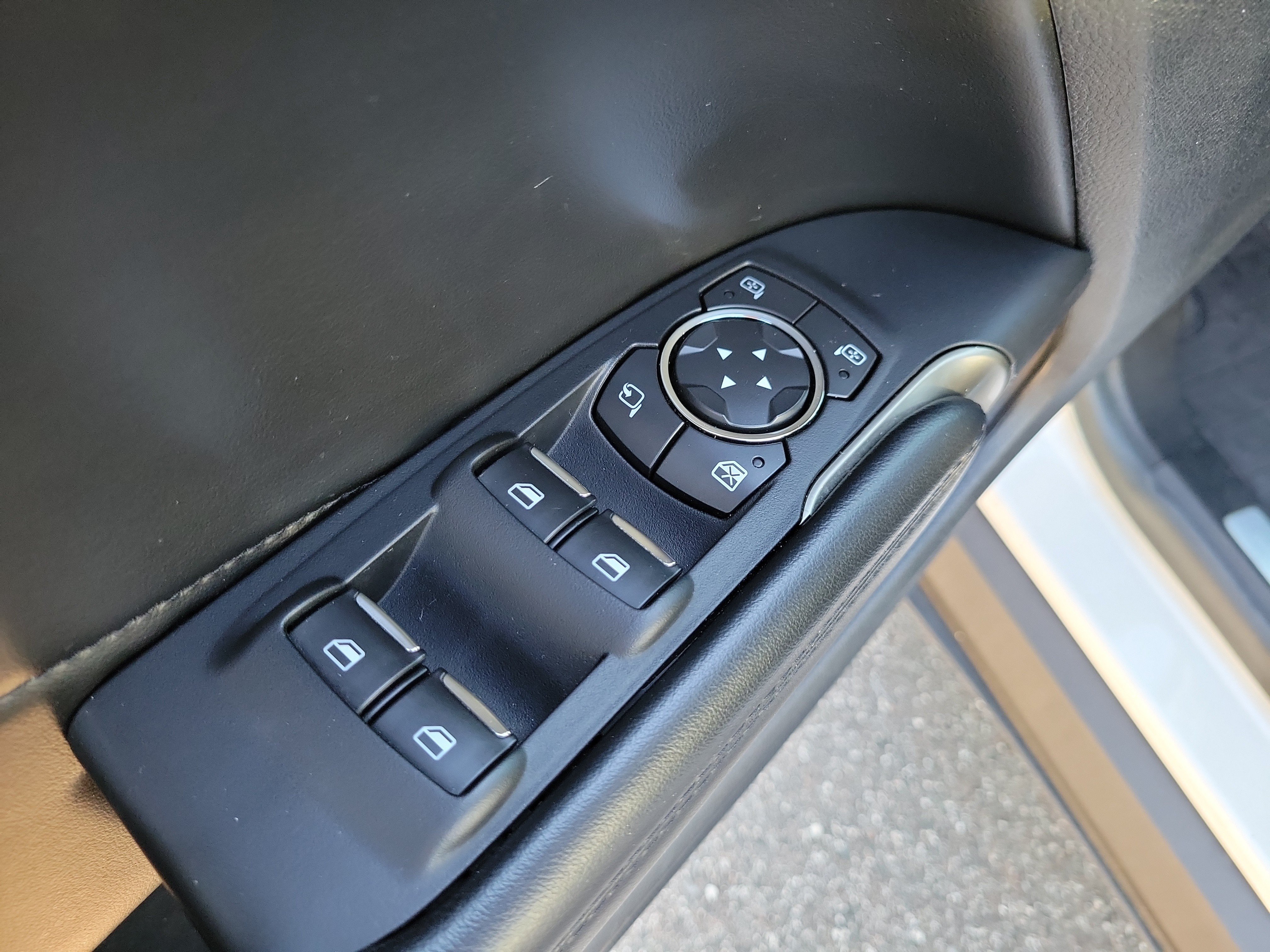 Used 2018 Lincoln MKC Reserve AWD/4WD image 21